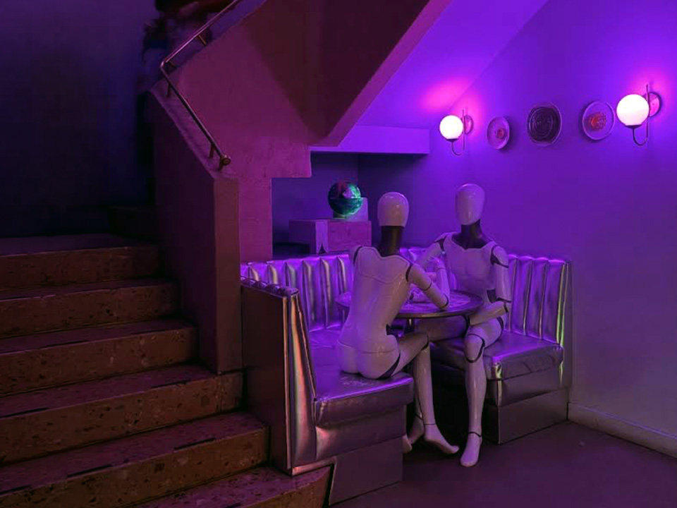 Abrazarnos queer sensorial bar on Hamburgo Street, Zona Rosa Mexico City